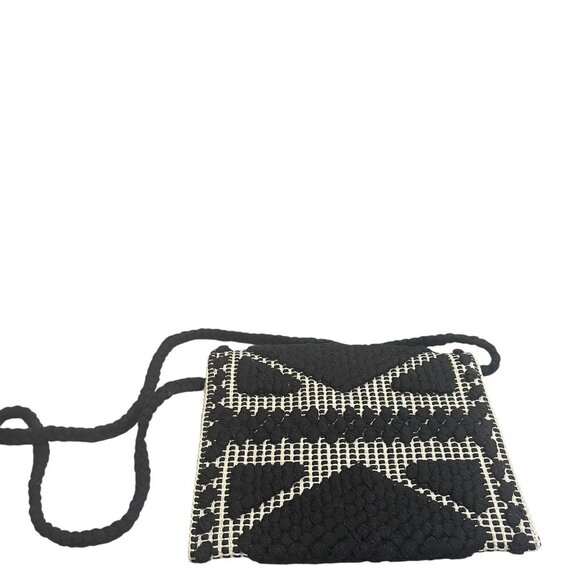 Guadalupe Designs Black & Natural Woven Clutch Crossbody NWT - Picture 4 of 7